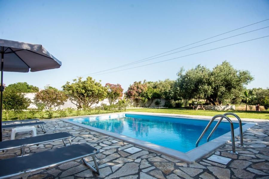 Villa Irida Afrato Exterior foto