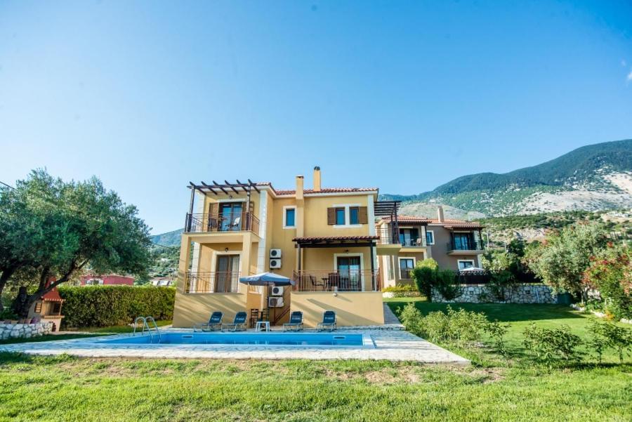 Villa Irida Afrato Exterior foto
